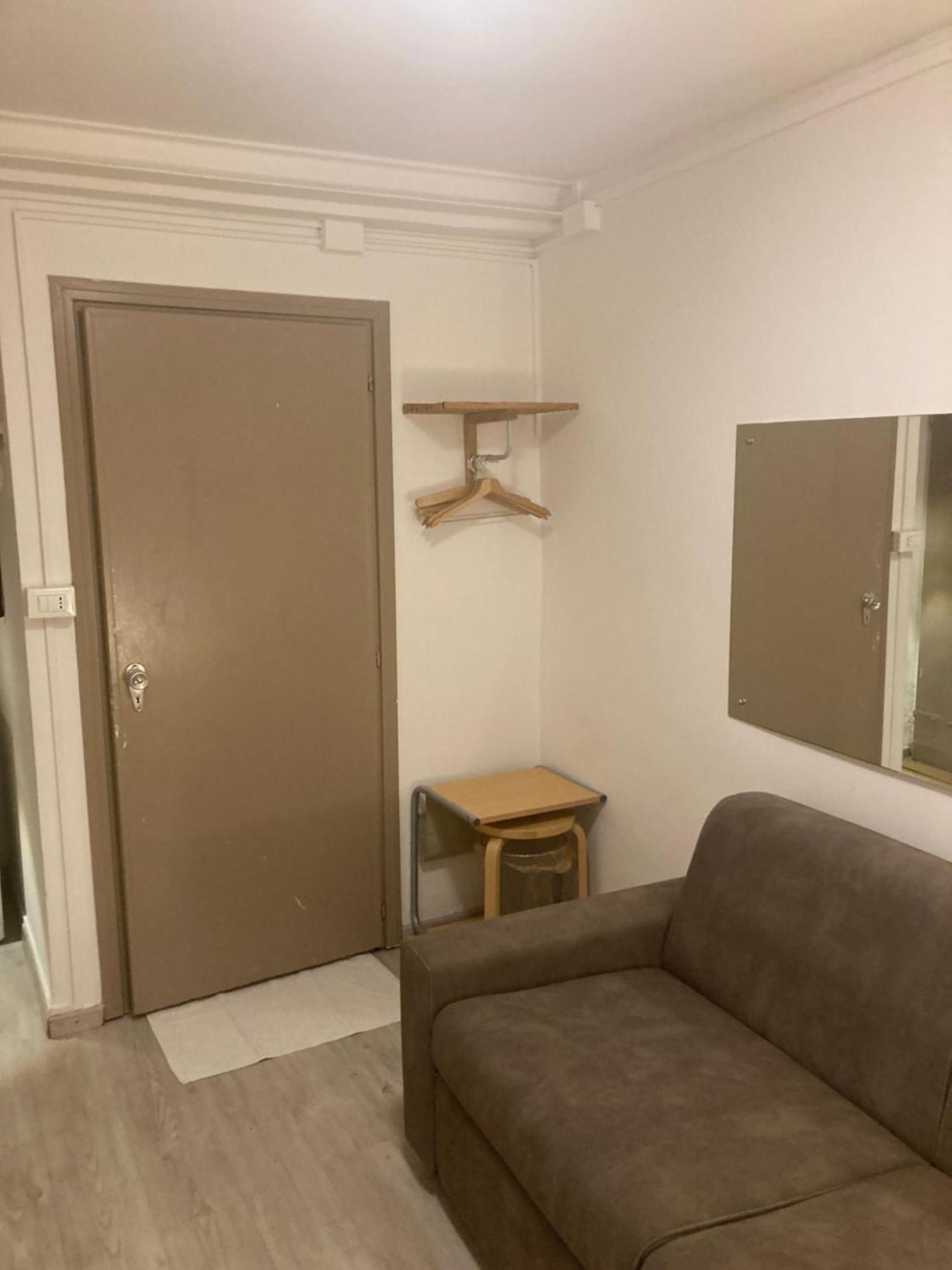 Piccolo Monolocale A Due Passi Da Piazza Maggiore Apartment Bologna Bagian luar foto