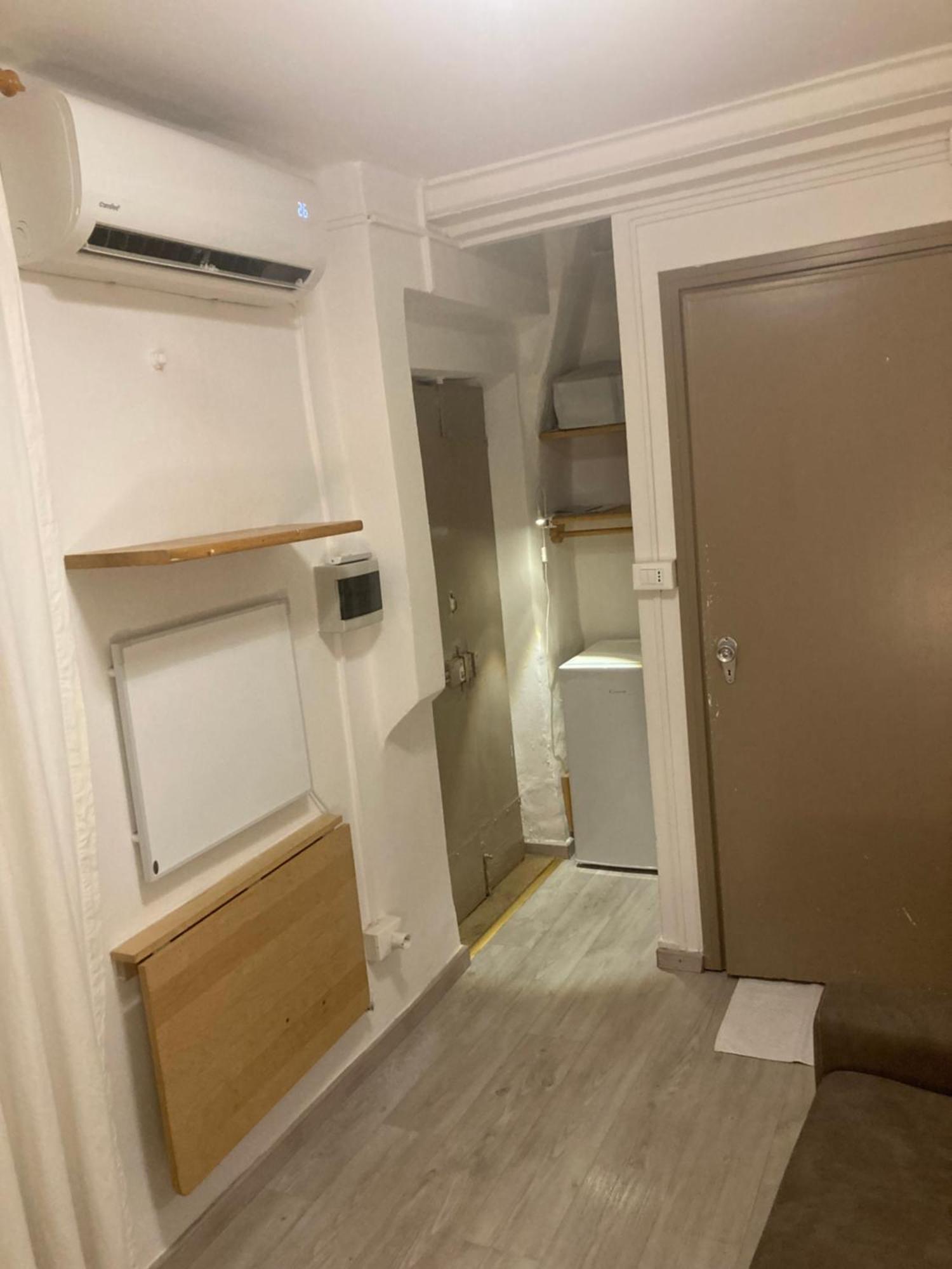 Piccolo Monolocale A Due Passi Da Piazza Maggiore Apartment Bologna Bagian luar foto