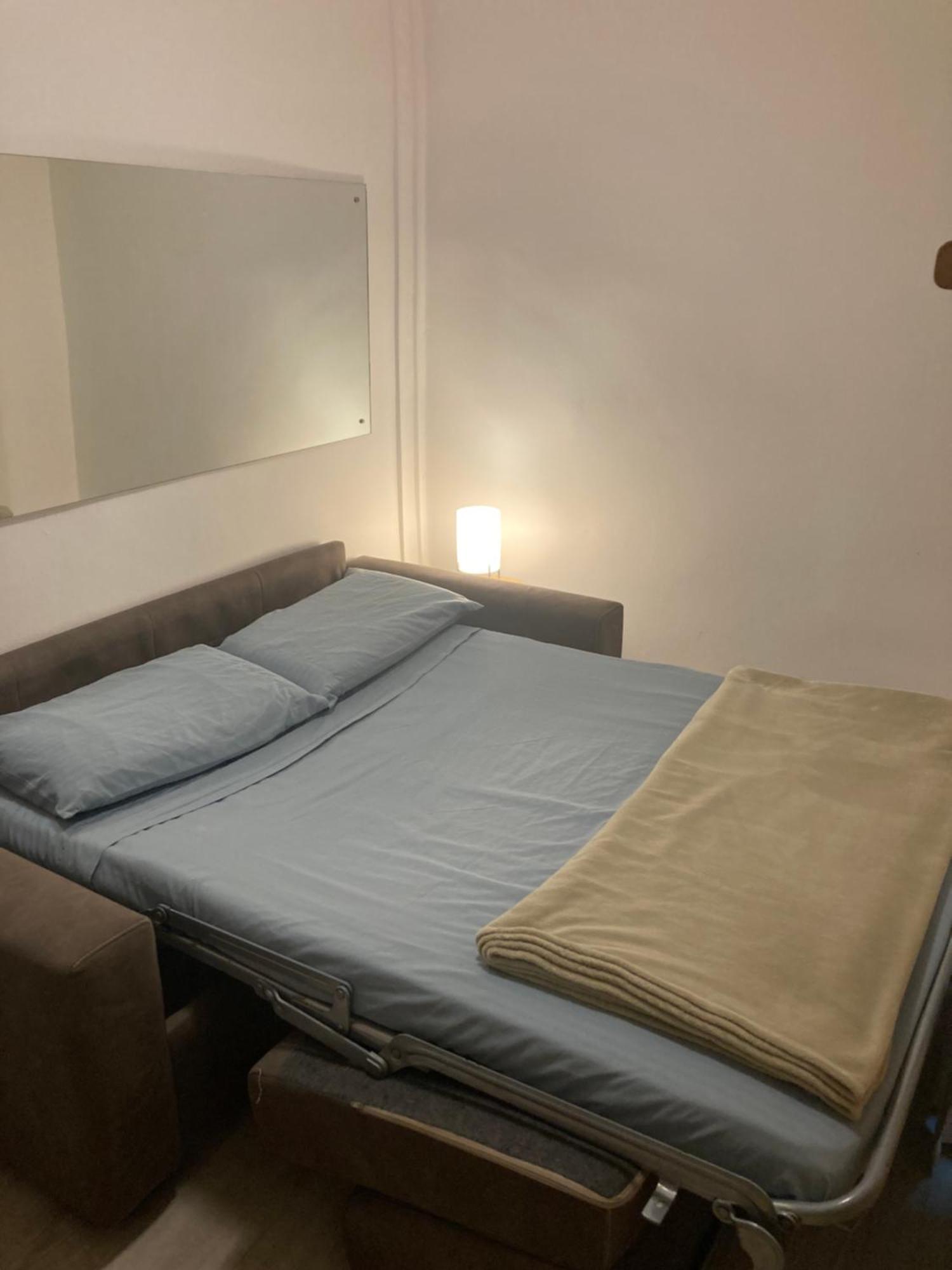 Piccolo Monolocale A Due Passi Da Piazza Maggiore Apartment Bologna Bagian luar foto